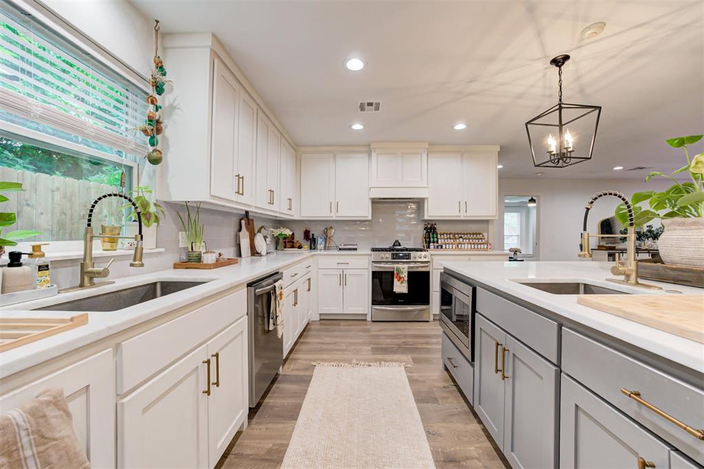 2642 NW 42nd Street