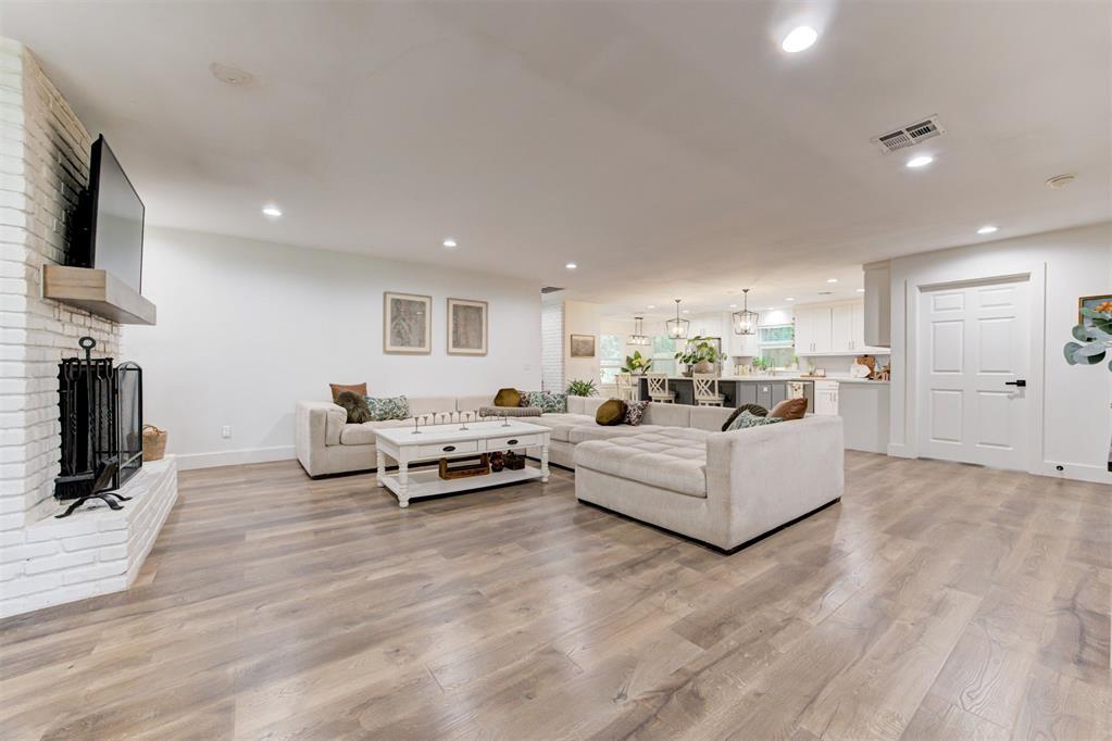 2642 NW 42nd Street