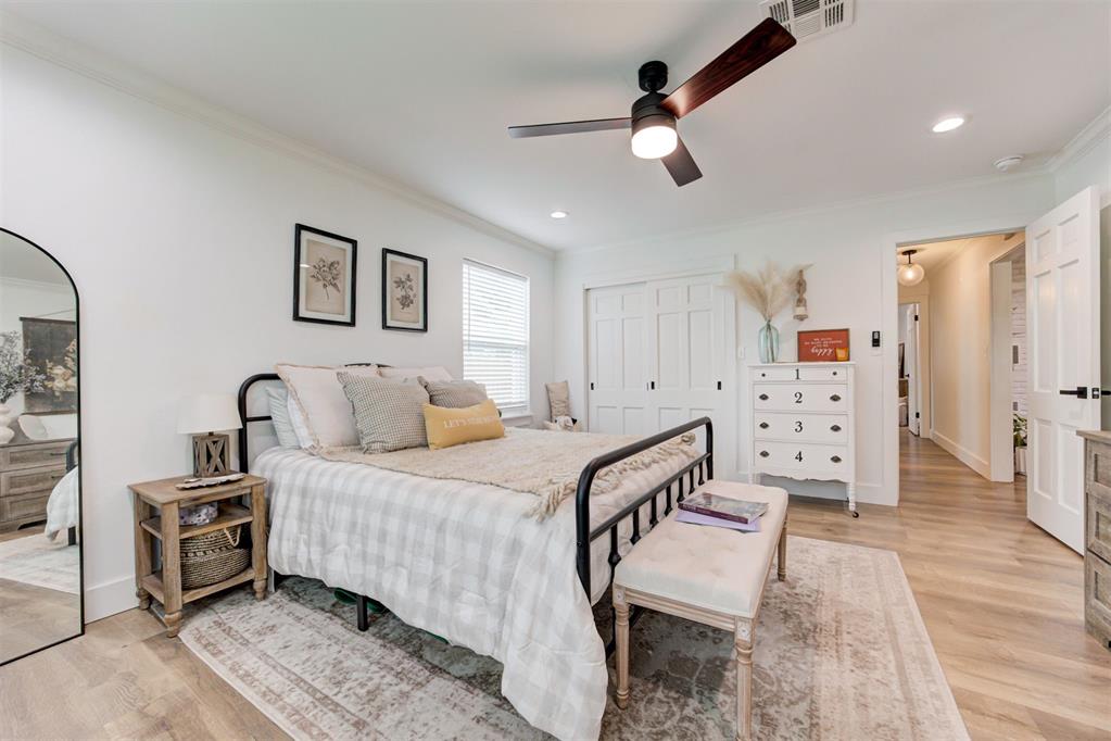 2642 NW 42nd Street