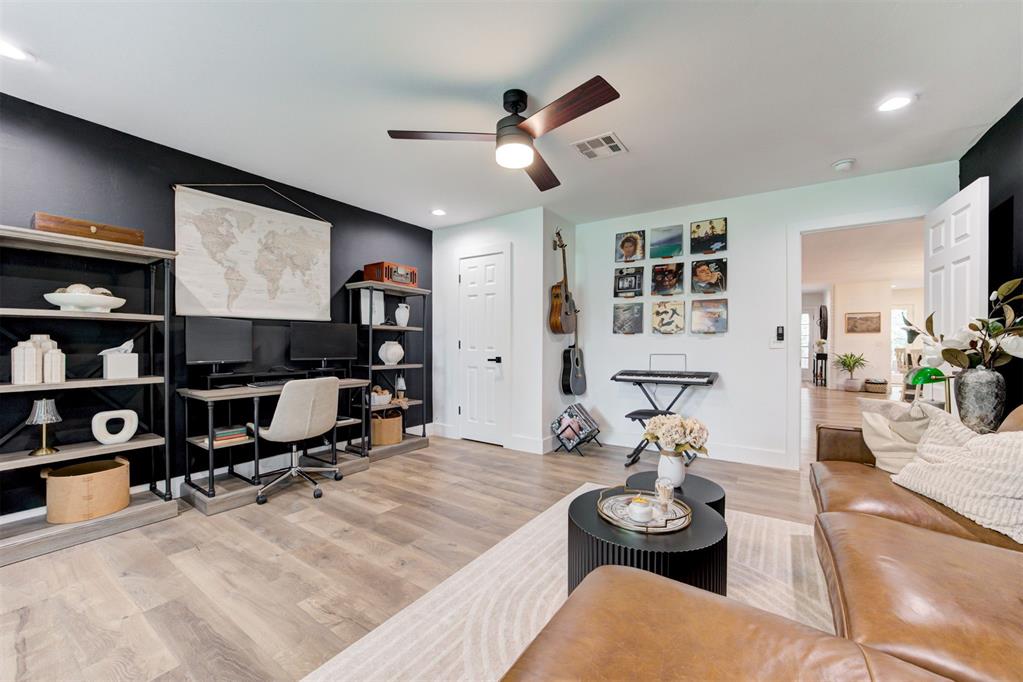 2642 NW 42nd Street