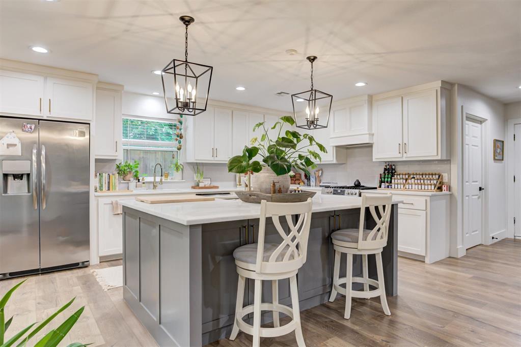 2642 NW 42nd Street