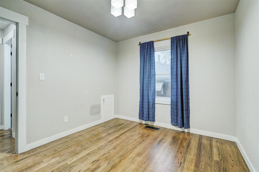 46 E 14th Street