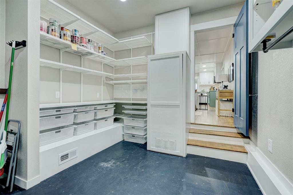 46 E 14th Street