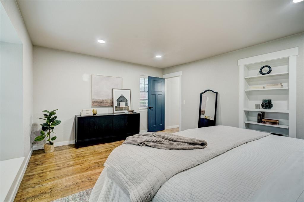 46 E 14th Street