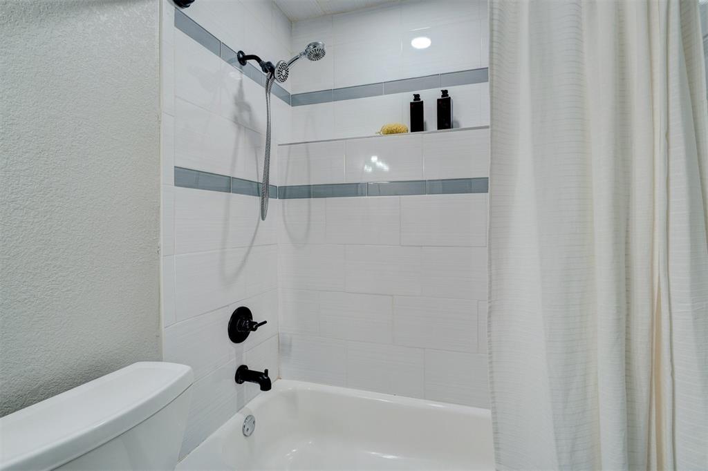 46 E 14th Street