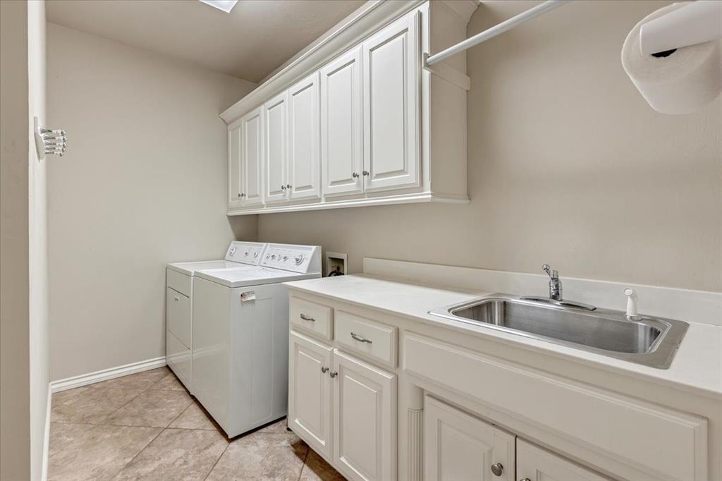 4316 Gallant Fox Drive