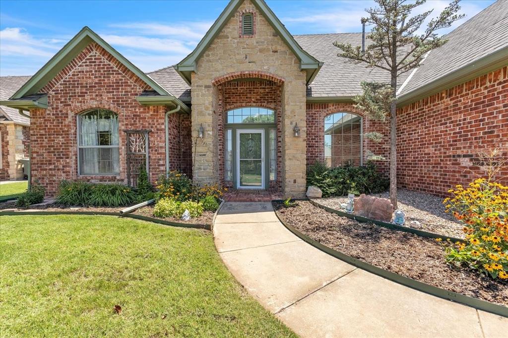4316 Gallant Fox Drive