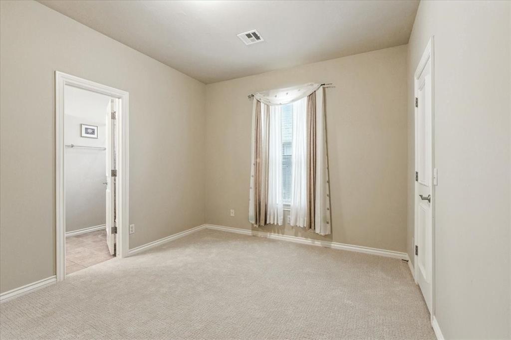 4316 Gallant Fox Drive
