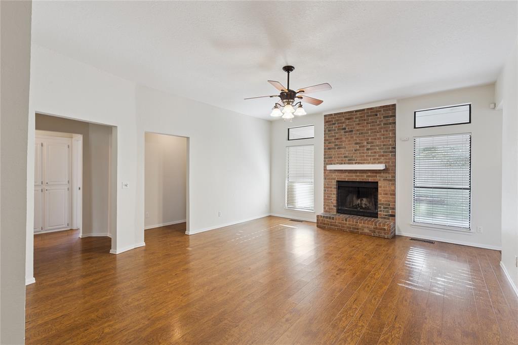 1412 Victoria Place