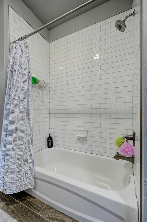 15300 Deer Valley Trail