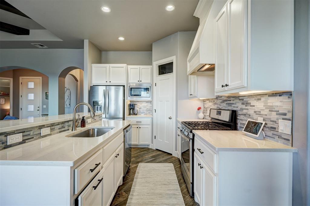 15300 Deer Valley Trail