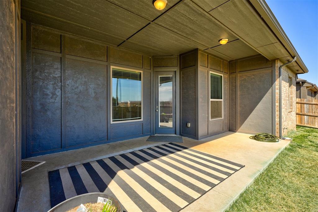 15300 Deer Valley Trail