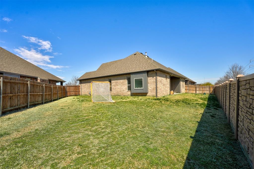 15300 Deer Valley Trail