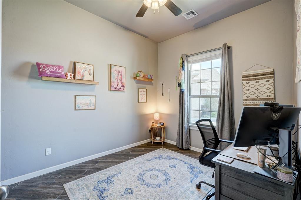 15300 Deer Valley Trail