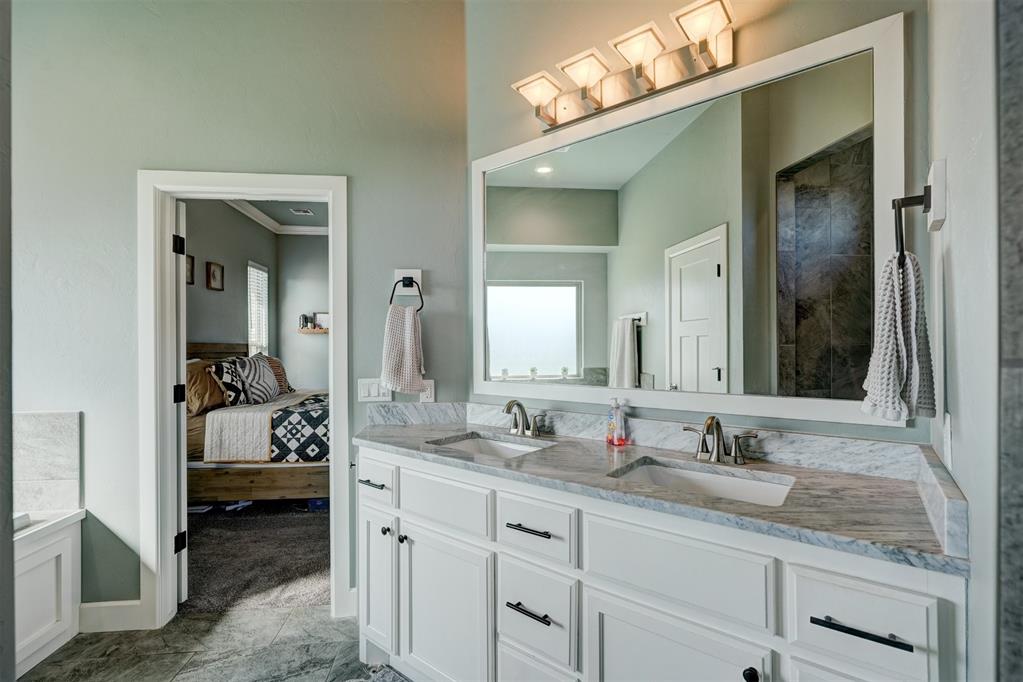 15300 Deer Valley Trail
