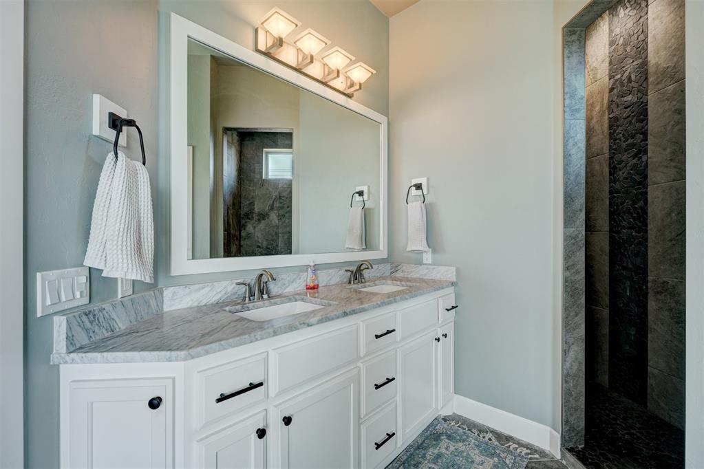 15300 Deer Valley Trail