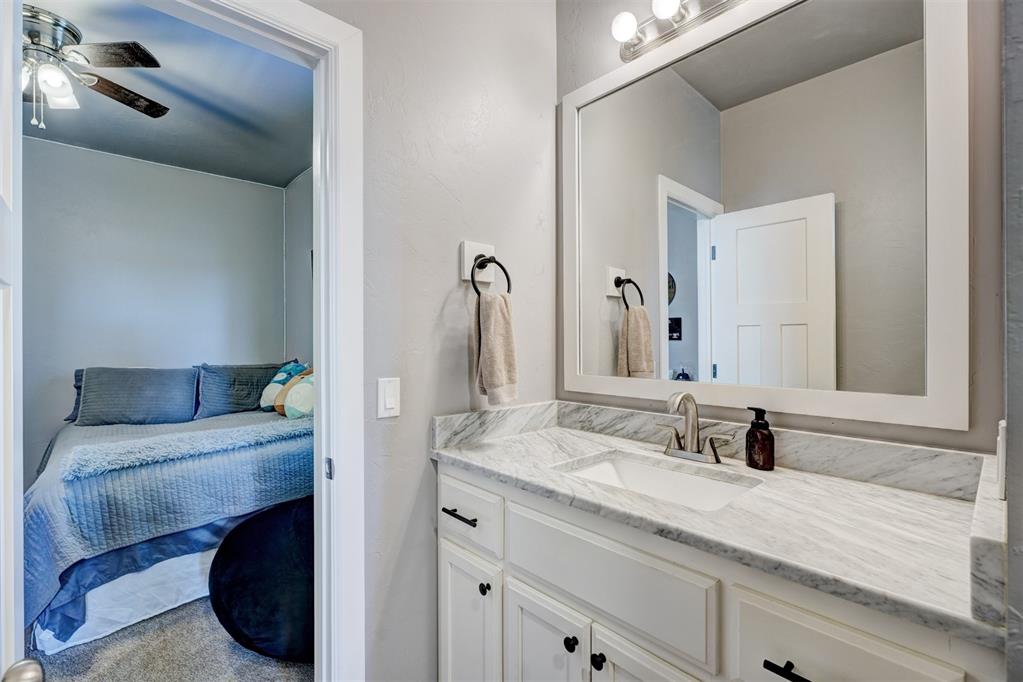 15300 Deer Valley Trail