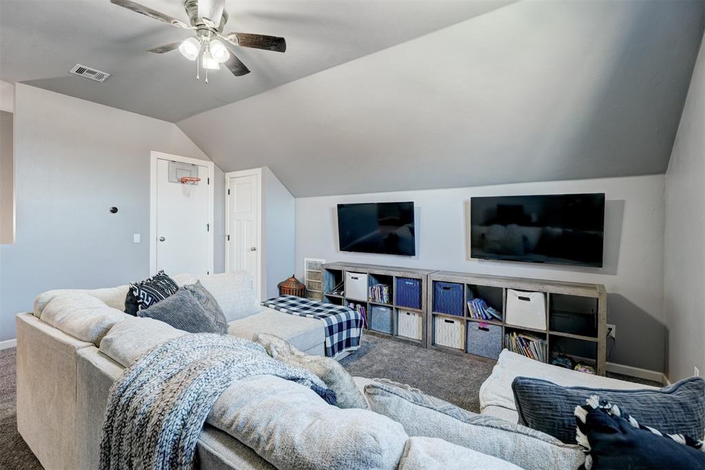 15300 Deer Valley Trail