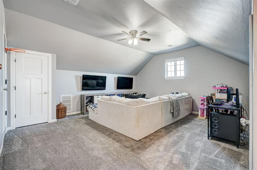 15300 Deer Valley Trail