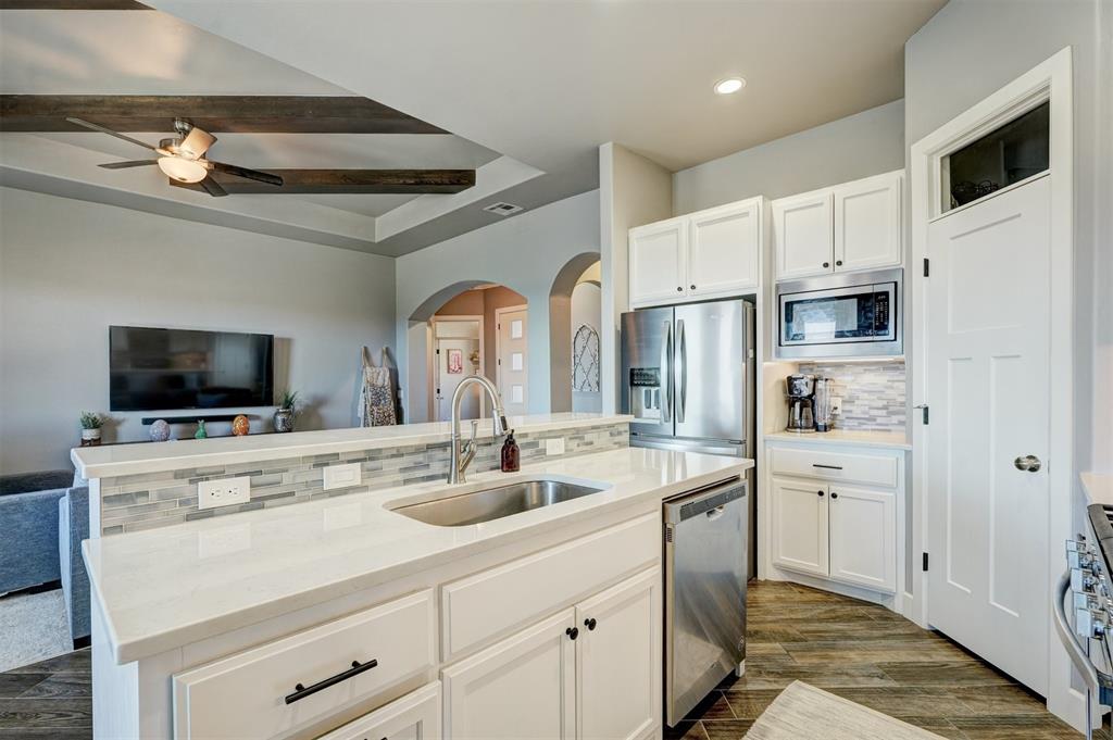 15300 Deer Valley Trail