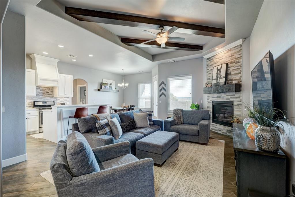 15300 Deer Valley Trail