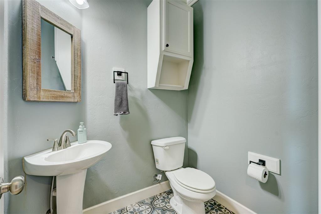 15300 Deer Valley Trail
