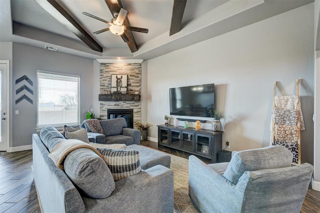 15300 Deer Valley Trail