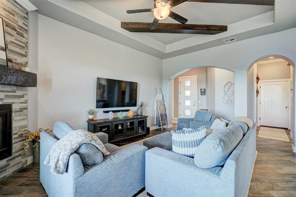15300 Deer Valley Trail