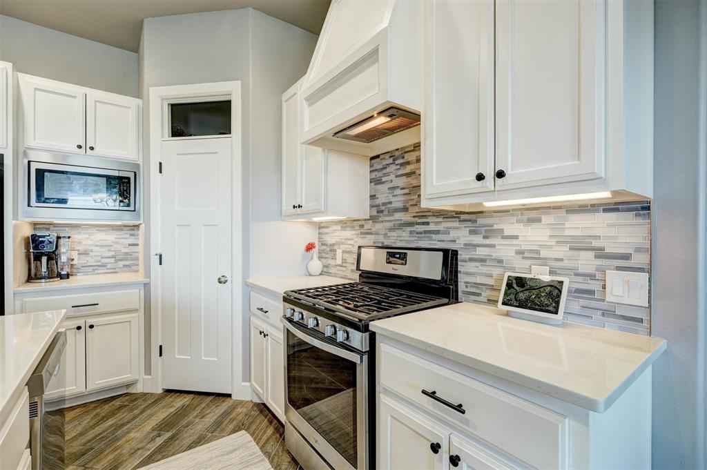 15300 Deer Valley Trail