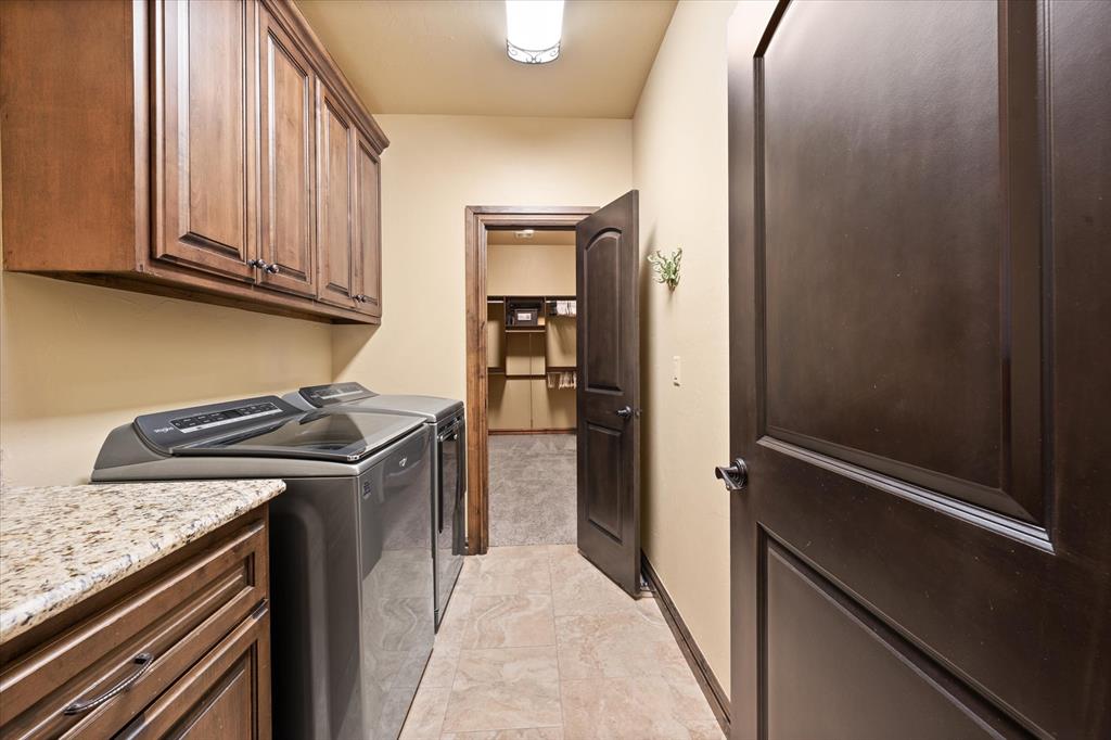 1548 Palazzo Pointe