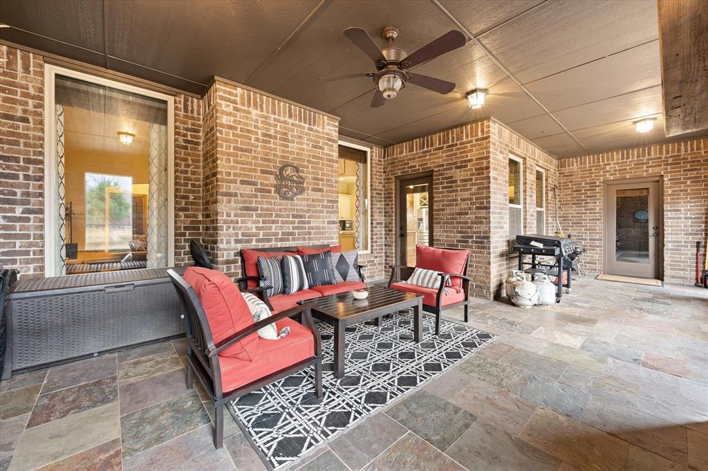 1548 Palazzo Pointe