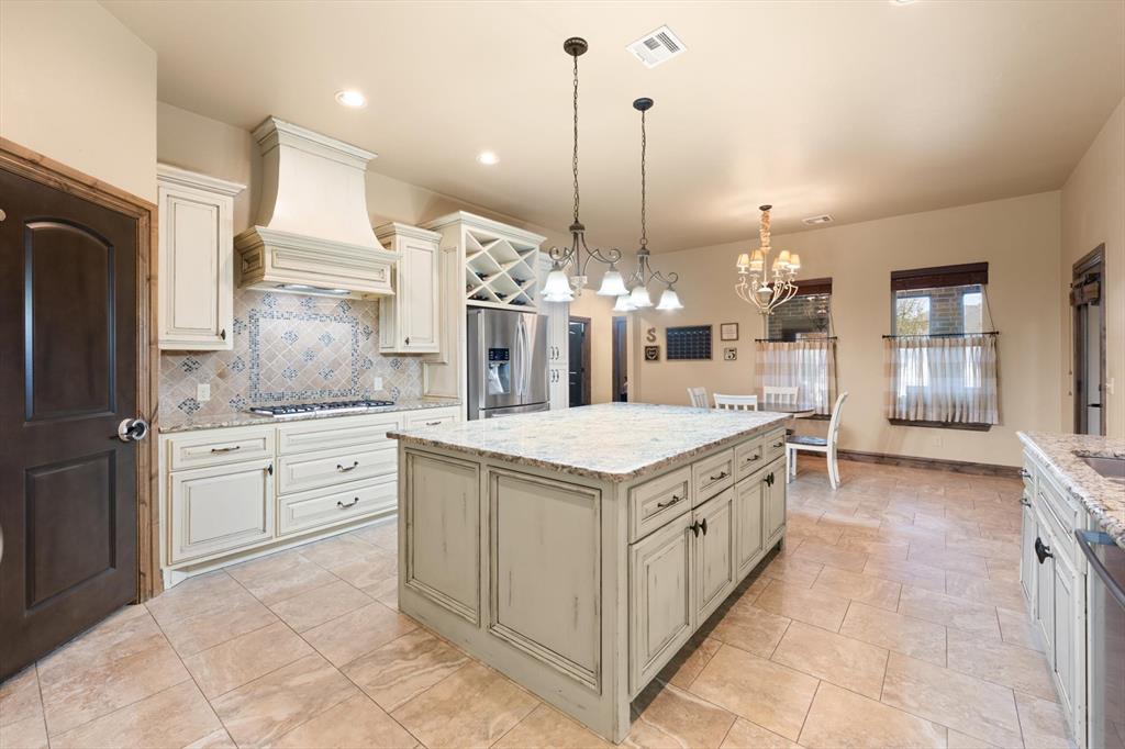 1548 Palazzo Pointe