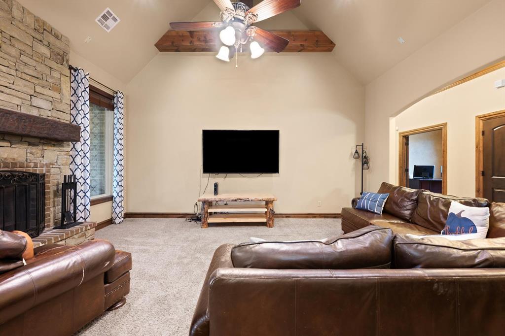 1548 Palazzo Pointe