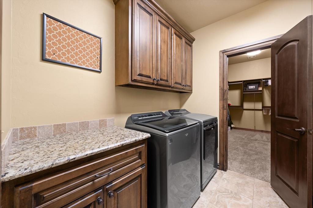 1548 Palazzo Pointe