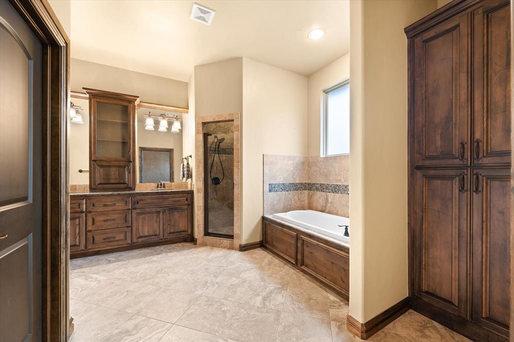 1548 Palazzo Pointe