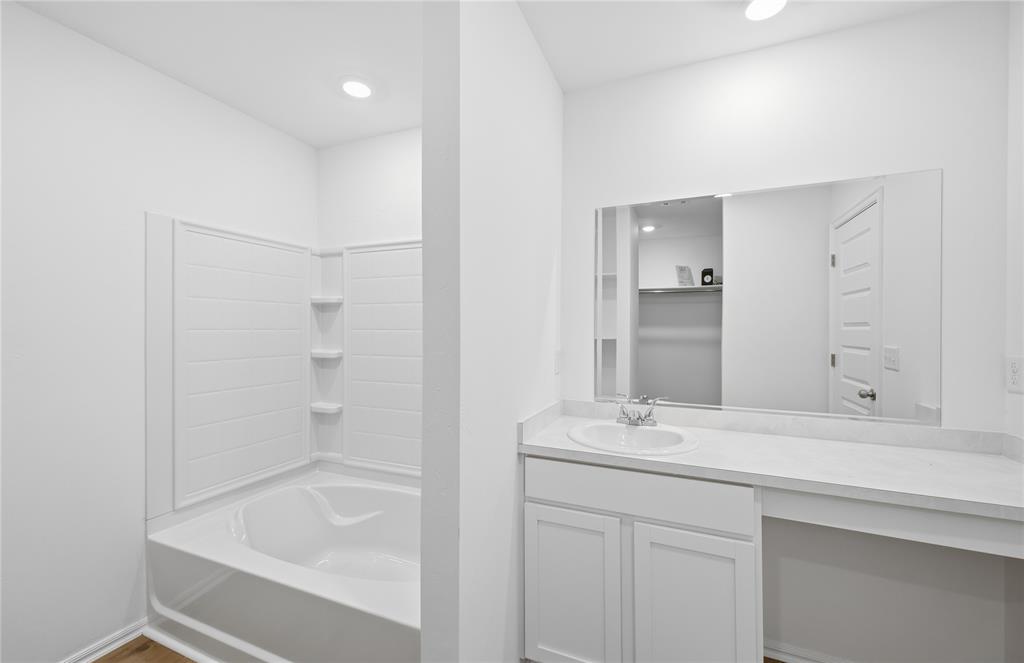 10509 Little Blue Lane