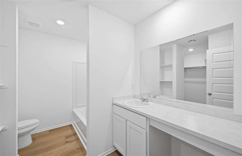 10509 Little Blue Lane