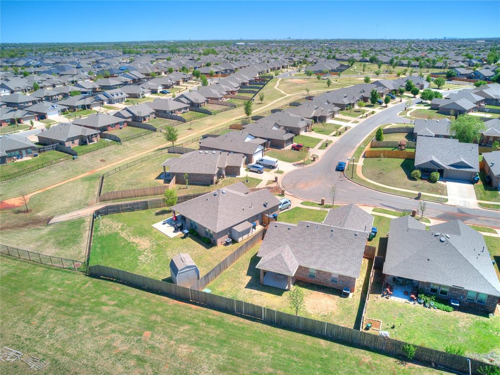2713 NW 189th Street