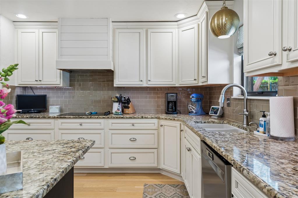 13001 Burlingame Avenue