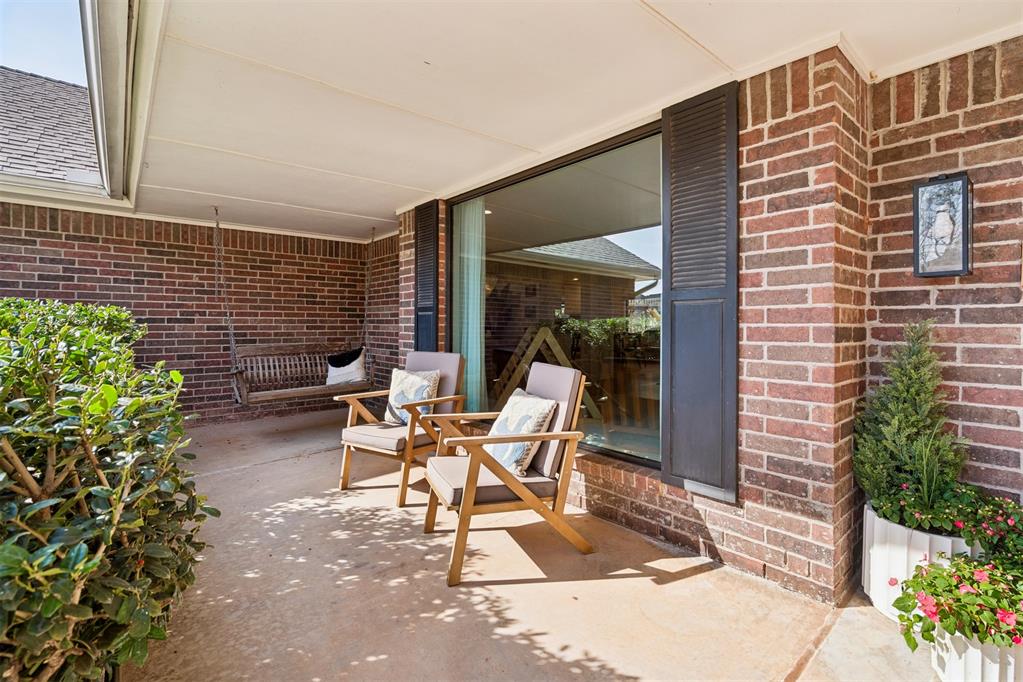 13001 Burlingame Avenue