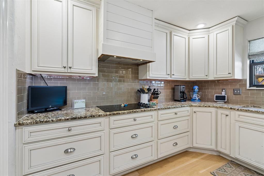 13001 Burlingame Avenue