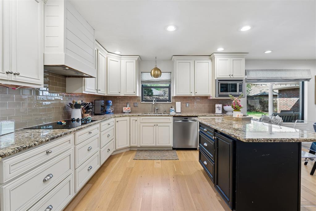 13001 Burlingame Avenue