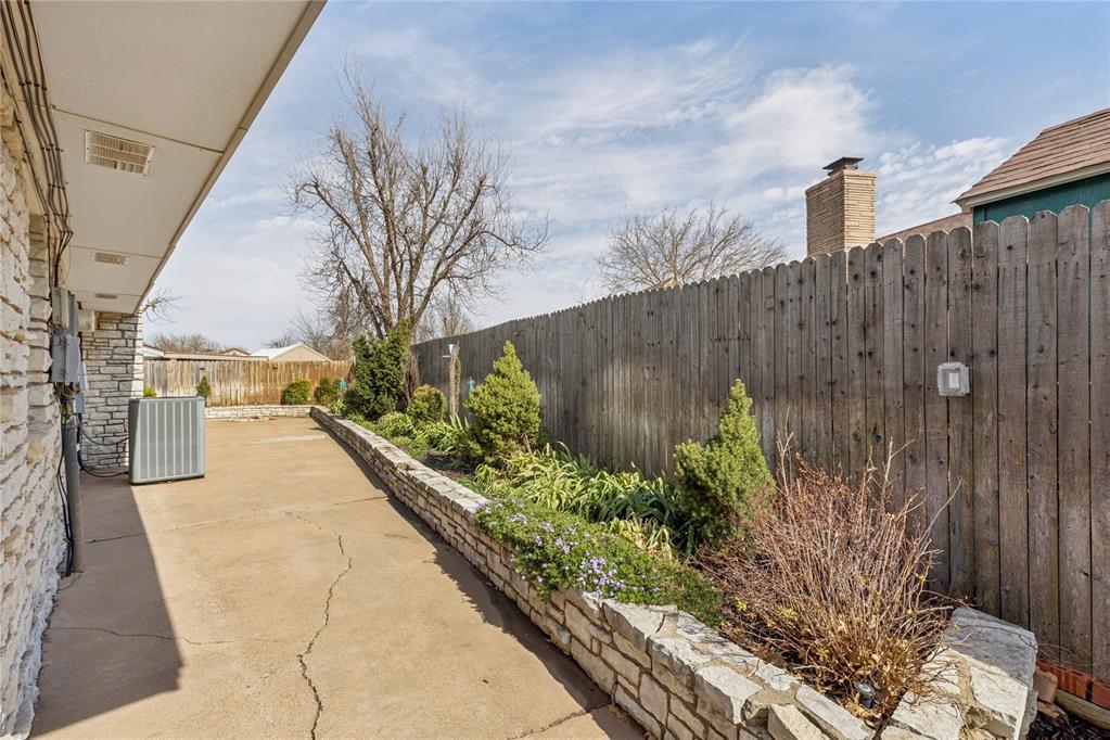 1312 SW 71st Terrace
