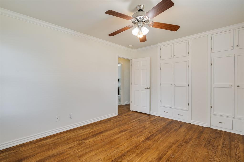 2804 Lancaster Lane