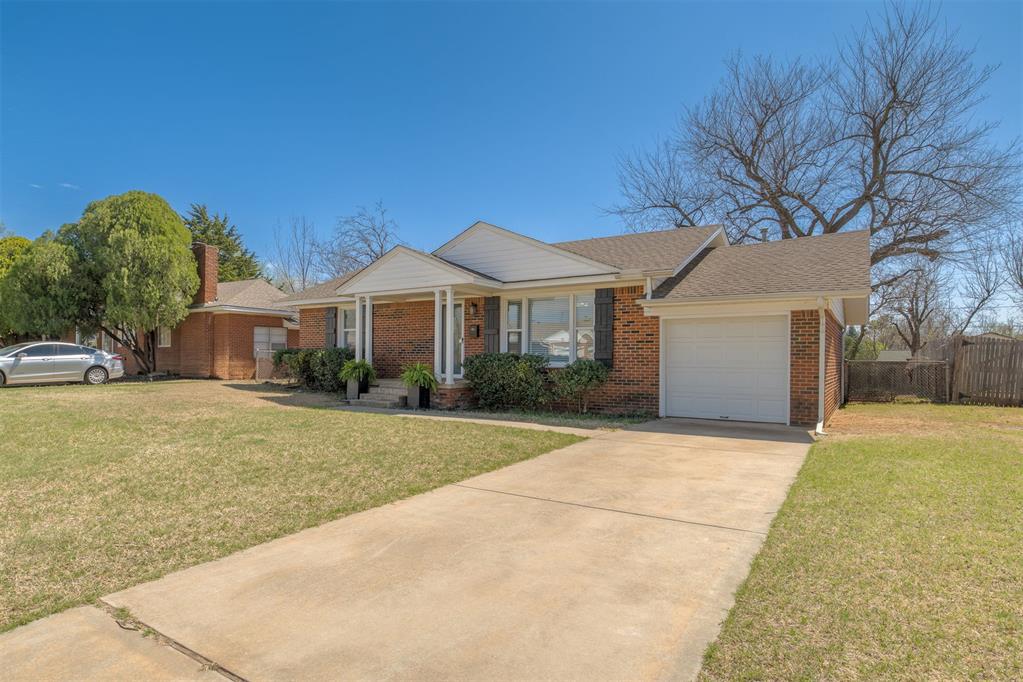 2804 Lancaster Lane