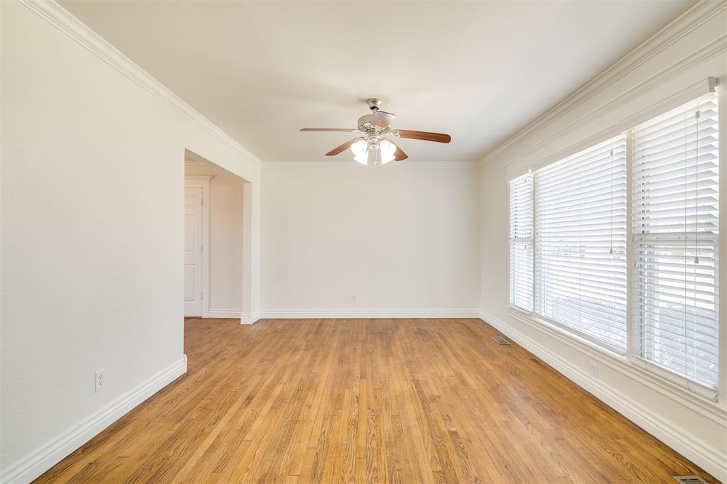2804 Lancaster Lane