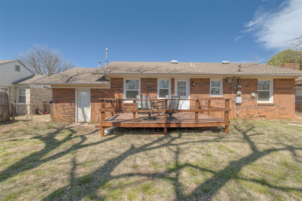 2804 Lancaster Lane