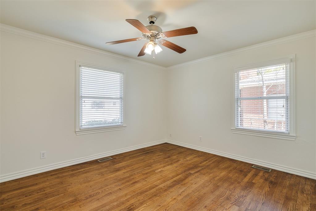 2804 Lancaster Lane