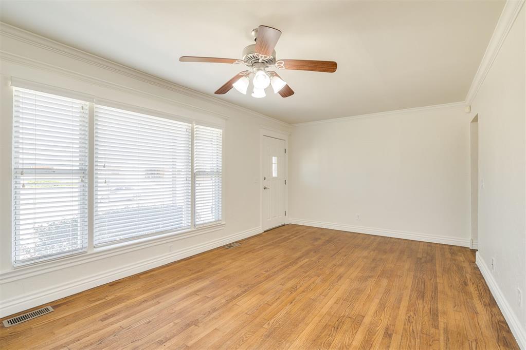 2804 Lancaster Lane