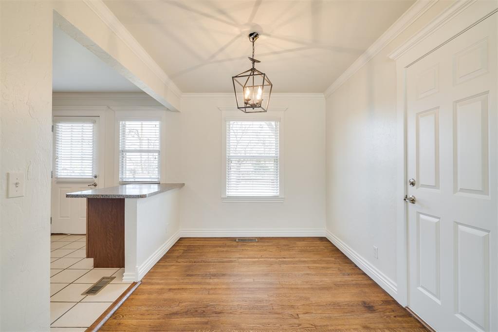 2804 Lancaster Lane